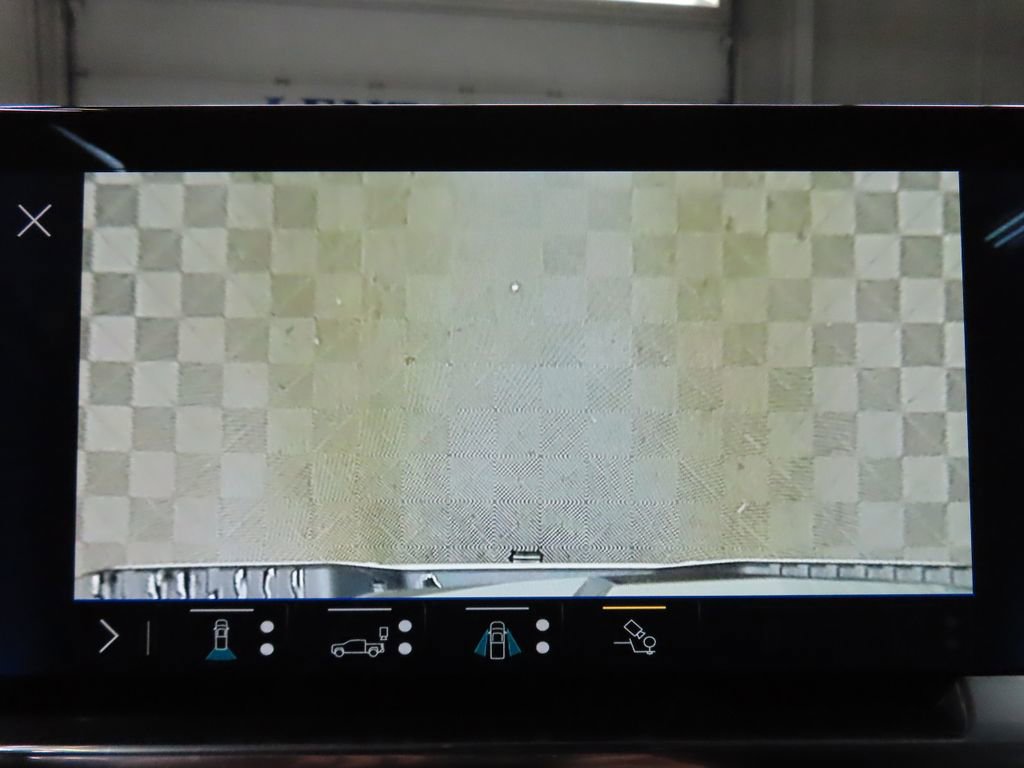 Used 2024 Chevrolet Silverado 2500 High Country w/ High Country Premium Package image 24