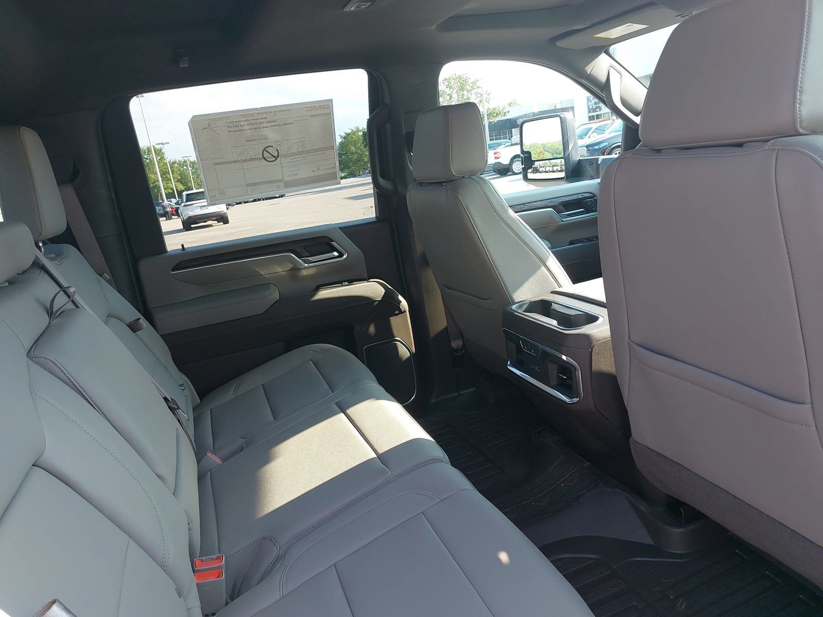 New 2026 GMC Sierra 2500 SLT w/ SLT Premium Package AWD/4WD image 11