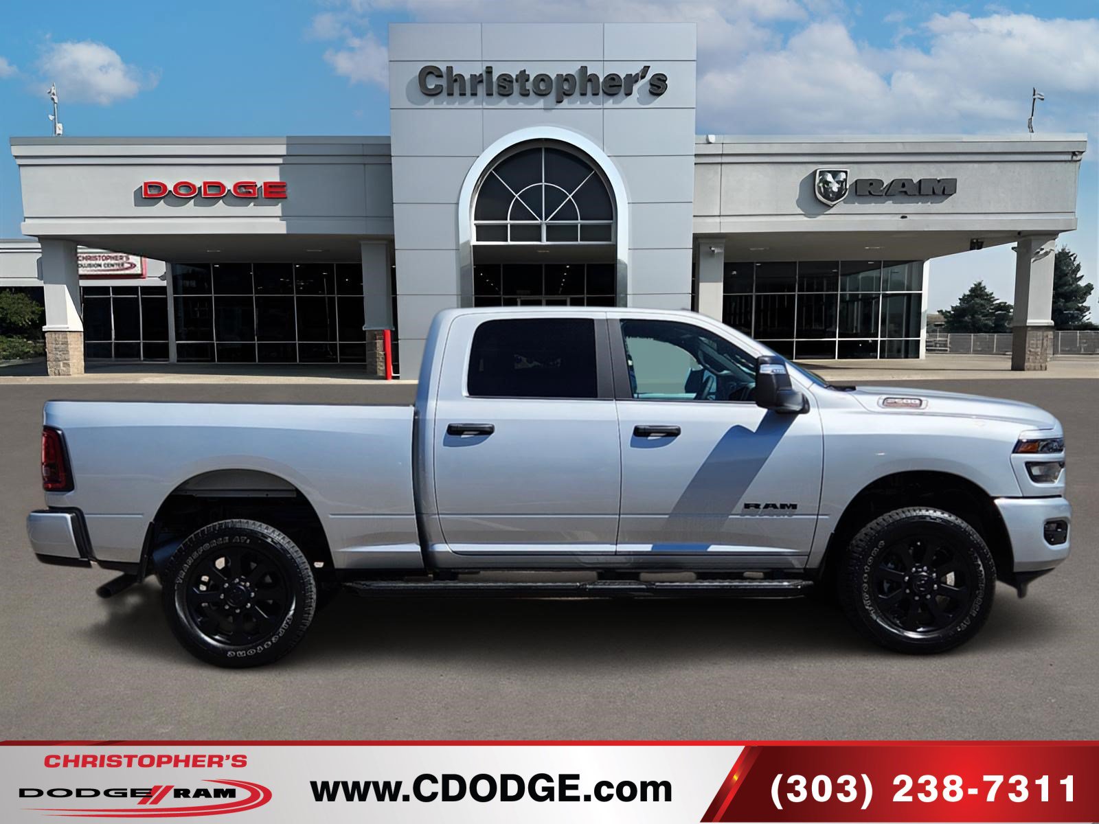 Used 2026 RAM 2500 Big Horn AWD/4WD image 2