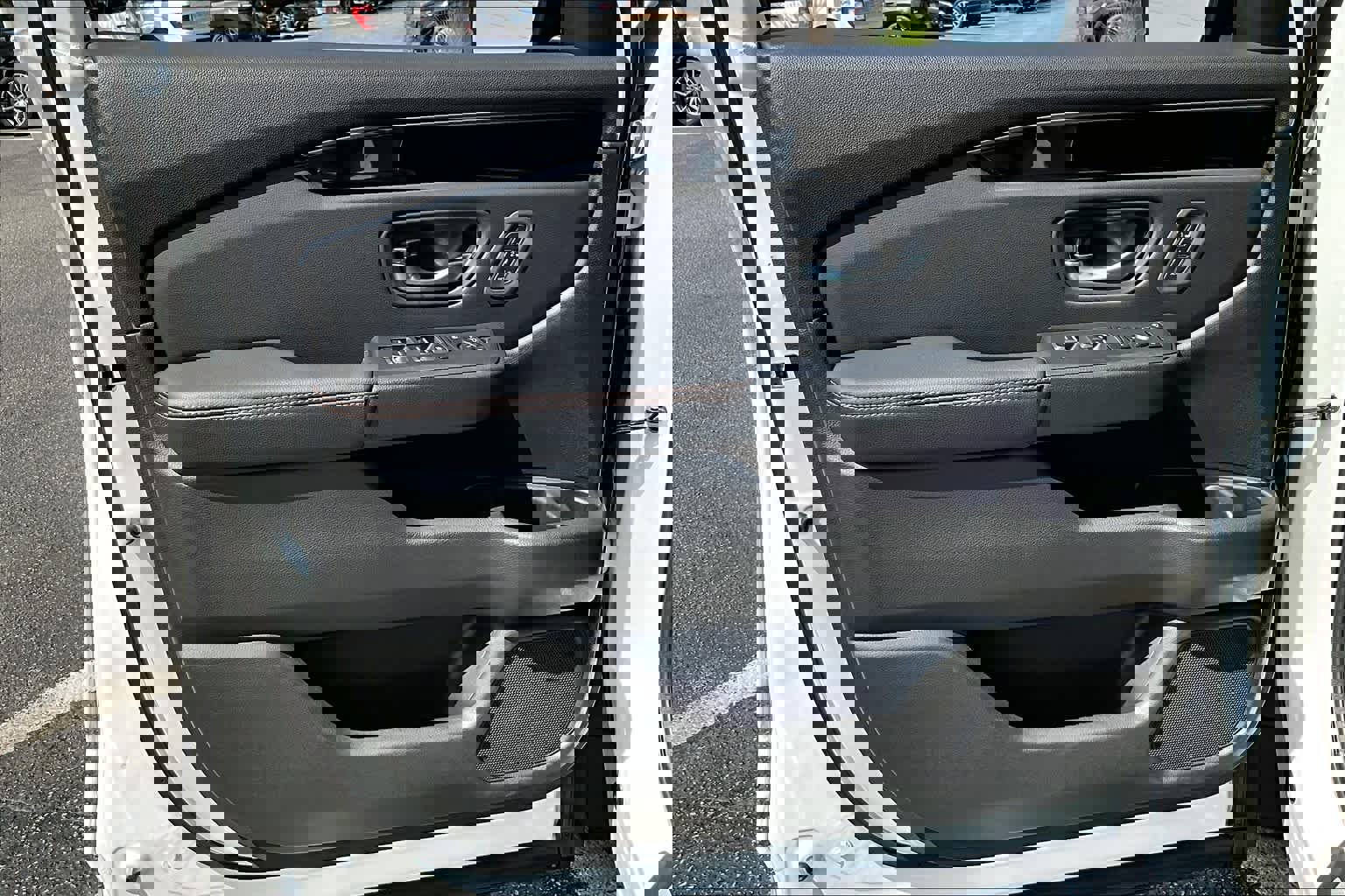 New 2025 Honda Pilot TrailSport image 13