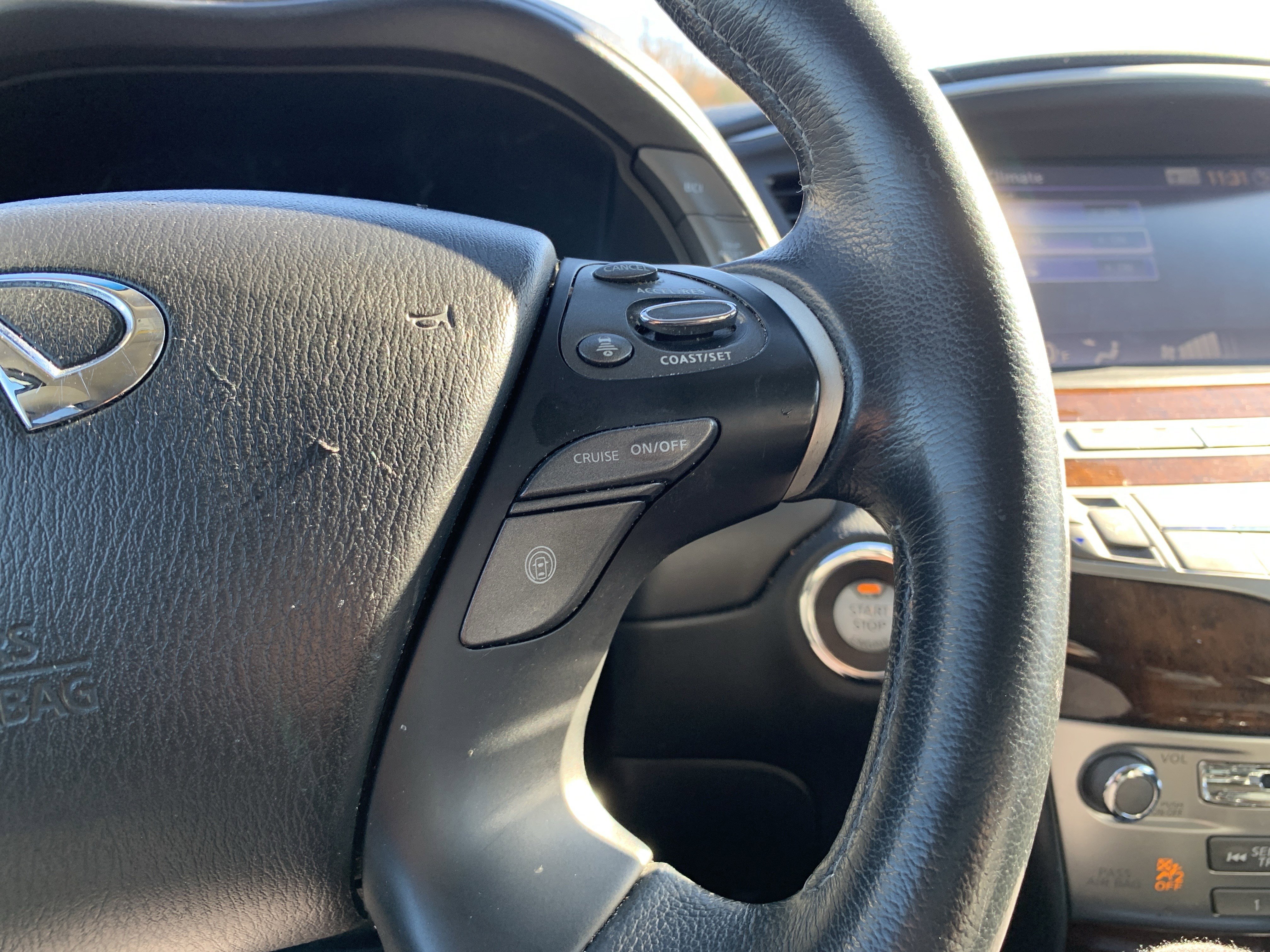 Used 2016 INFINITI QX60 Luxe w/ Deluxe Technology Package image 20