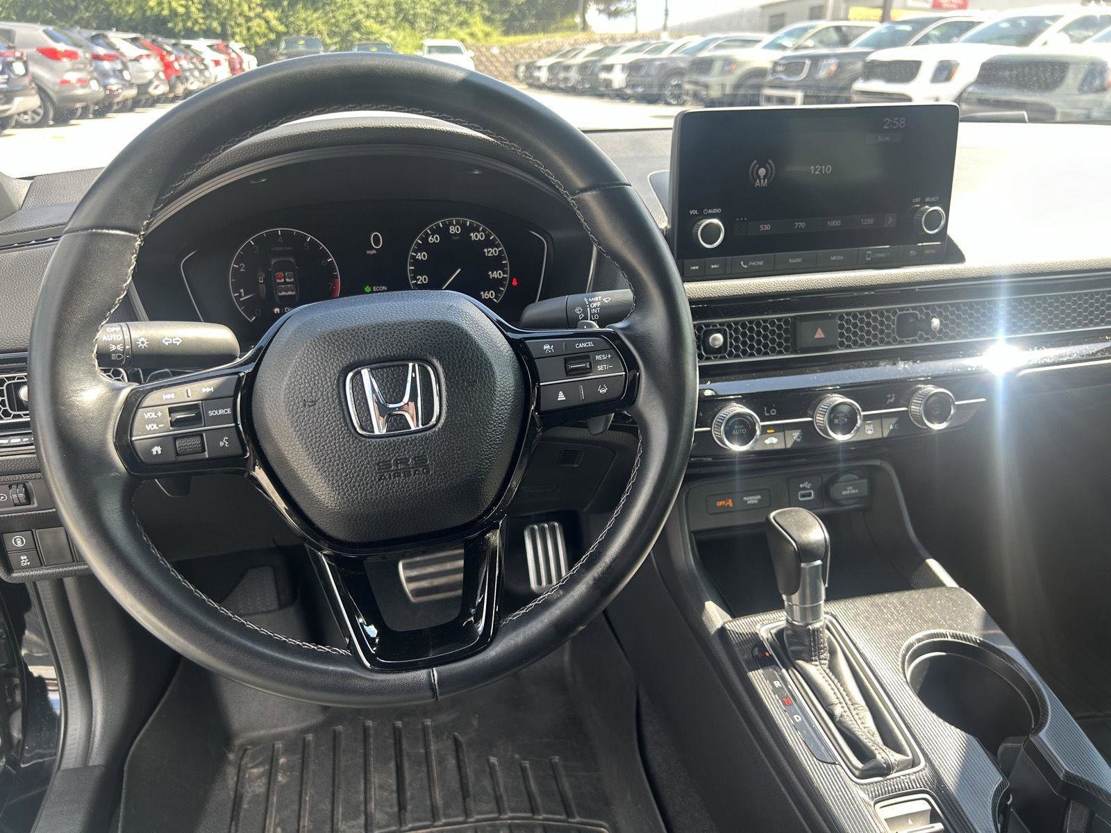 Used 2022 Honda Civic Sport image 8