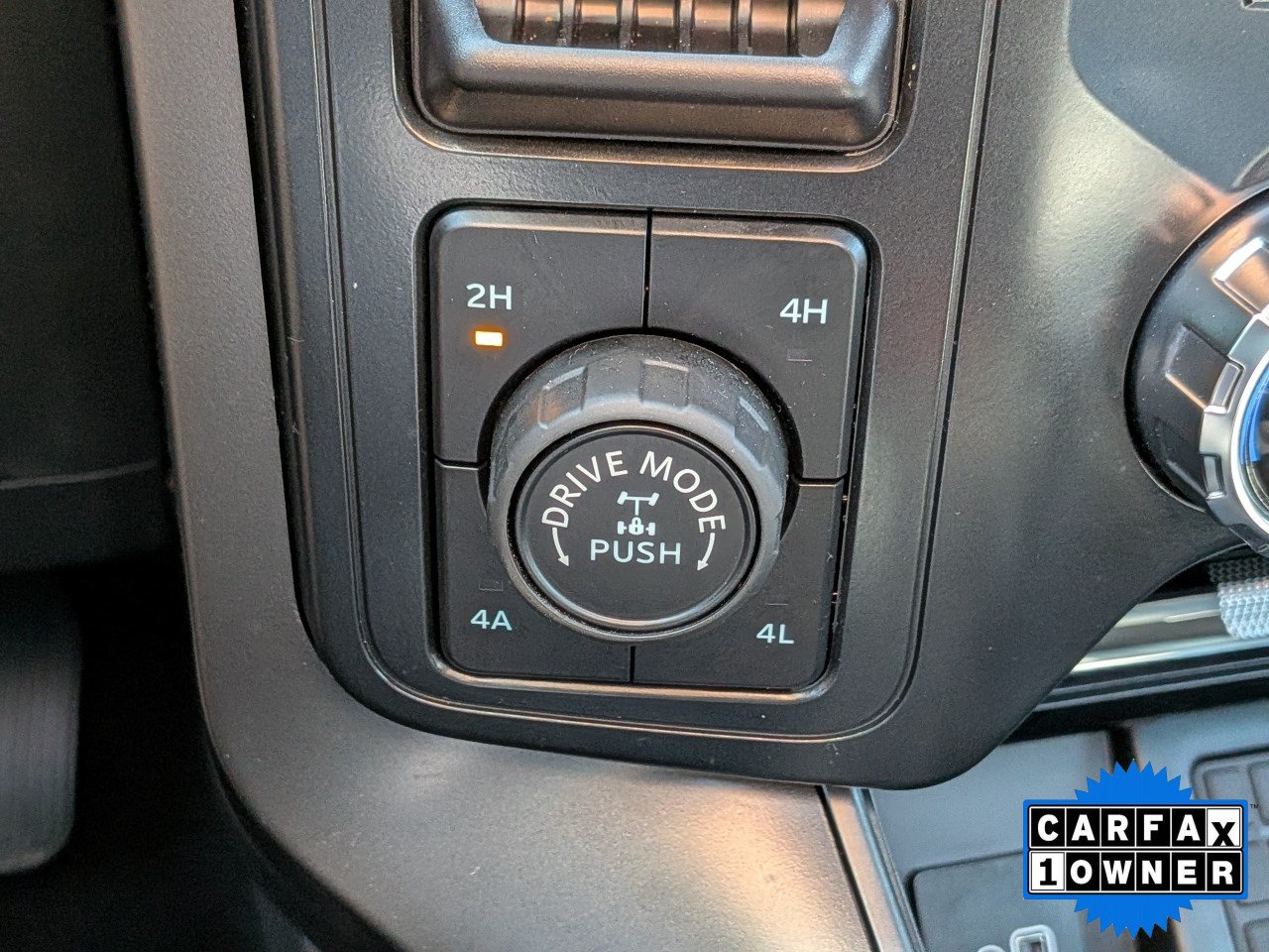 Used 2025 Ford F150 Lariat w/ Equipment Group 502A High AWD/4WD image 31