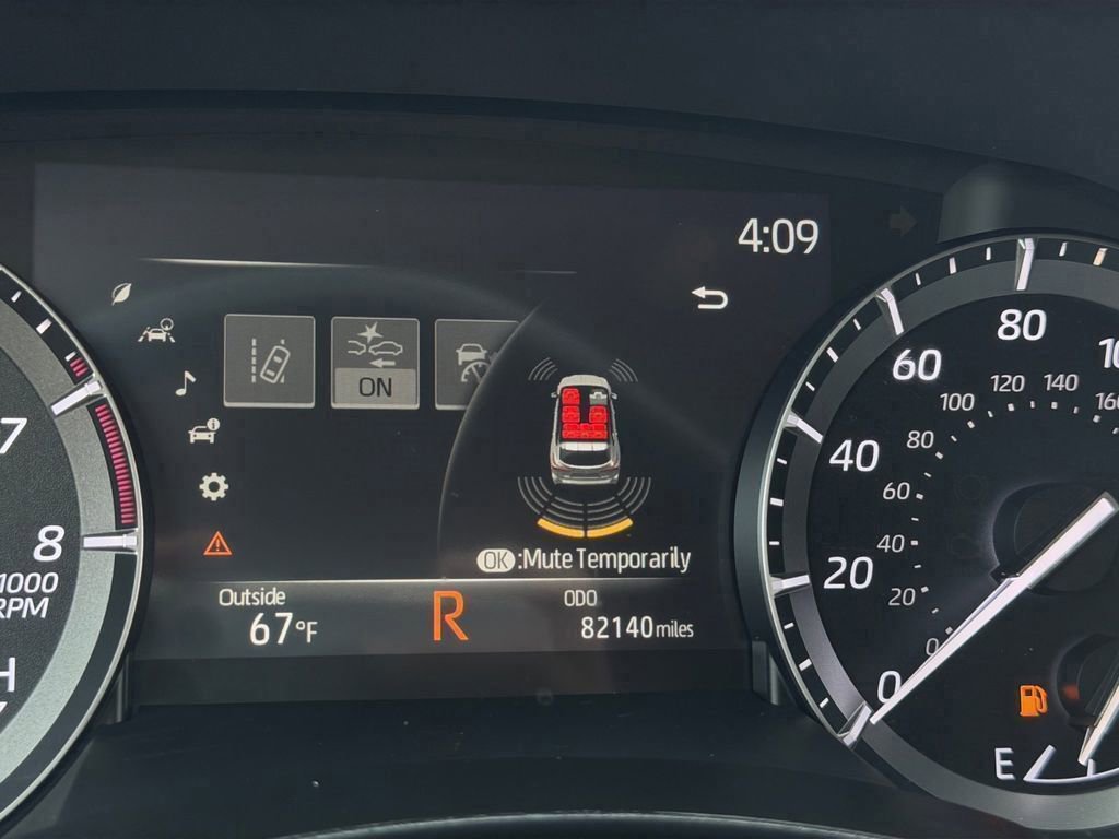 Used 2021 Toyota Highlander Platinum image 17