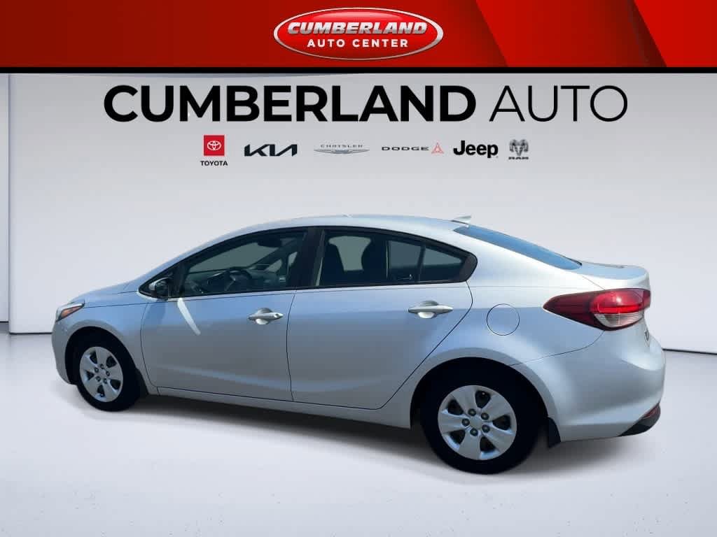 Used 2017 Kia Forte LX image 6