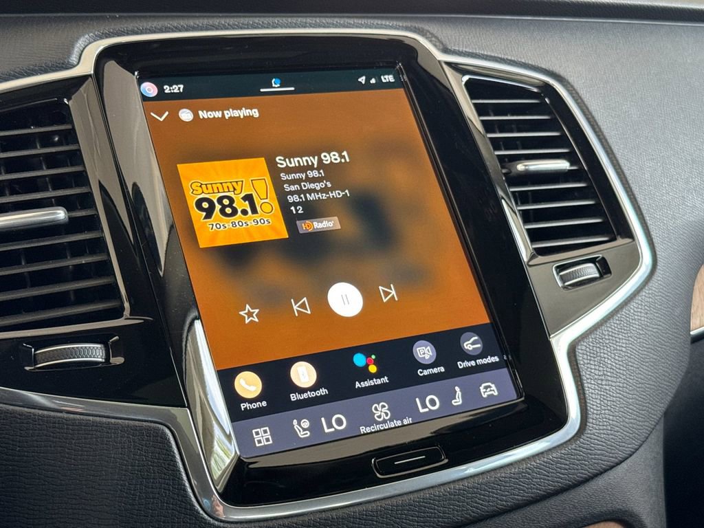 Certified 2023 Volvo XC90 T8 Plus w/ Protection Package Premier image 18