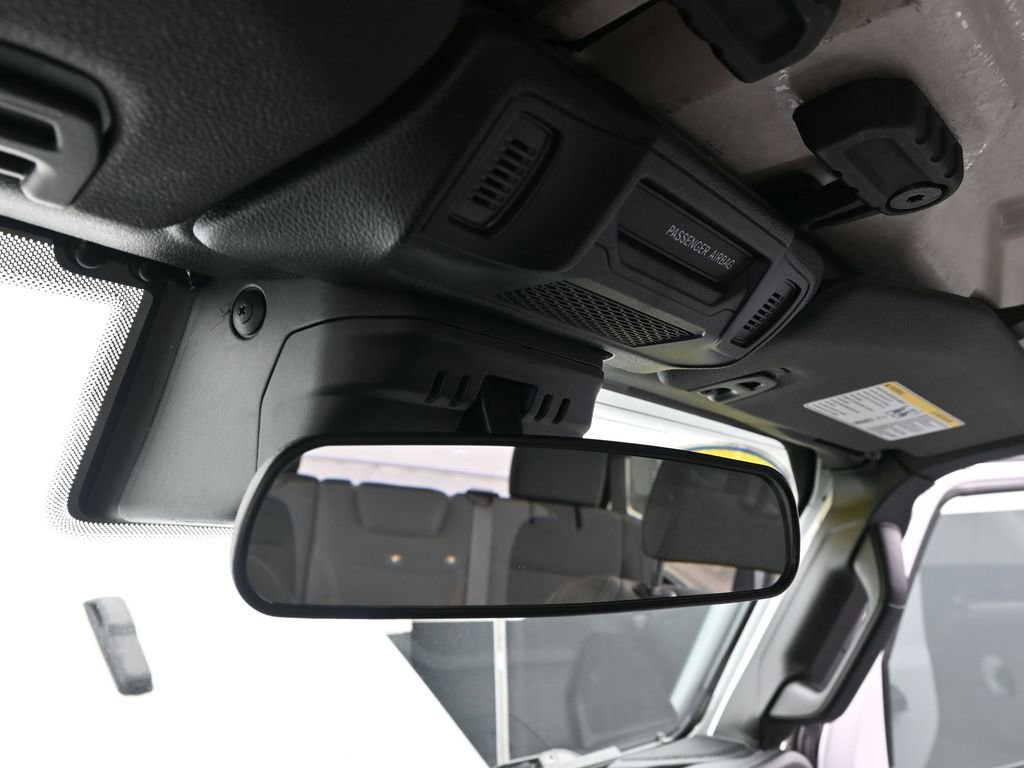 Used 2024 Jeep Wrangler Sport S image 27