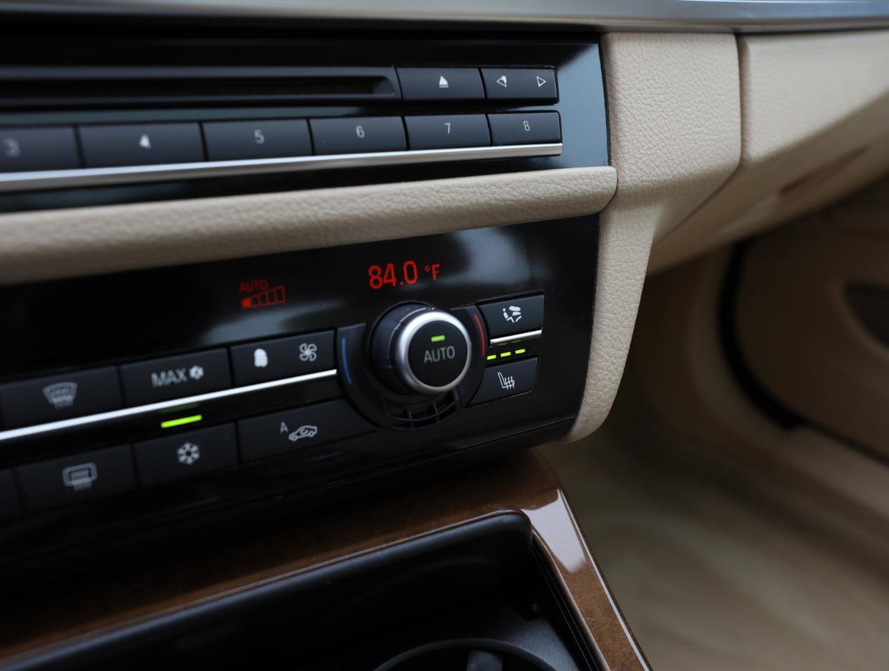 Used 2011 BMW 528i Sedan image 19