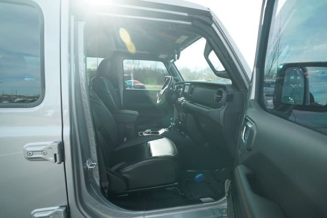 Used 2021 Jeep Wrangler Unlimited Sahara image 20
