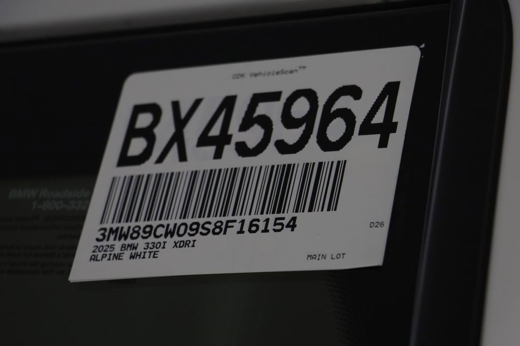 Certified 2025 BMW 330i xDrive Sedan w/ Premium Package AWD/4WD image 24