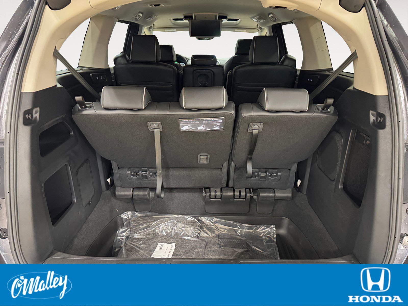 New 2026 Honda Odyssey Elite image 12