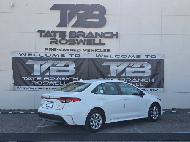 Used 2024 Toyota Corolla LE FWD image 7