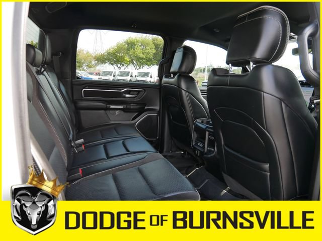 Used 2024 RAM 1500 Laramie AWD/4WD image 16