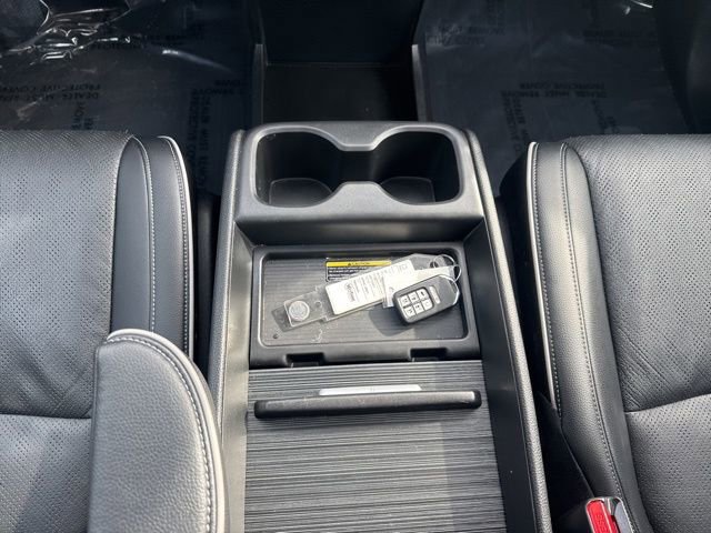 Used 2024 Honda Odyssey Elite image 18