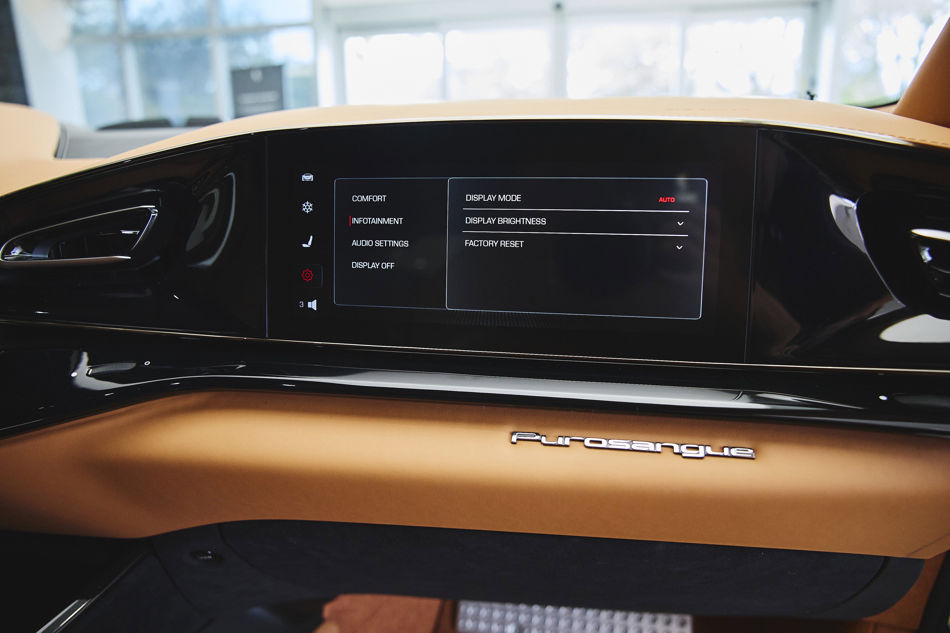 Used 2025 Ferrari Purosangue image 47