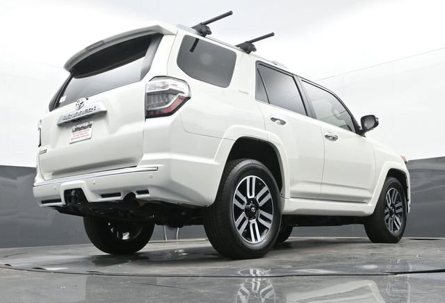 Used 2023 Toyota 4Runner Limited AWD/4WD image 29