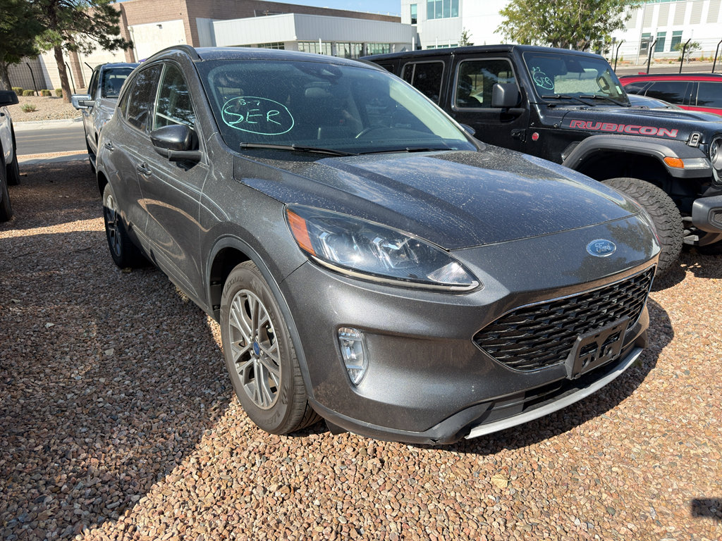Used 2020 Ford Escape SEL FWD image 2