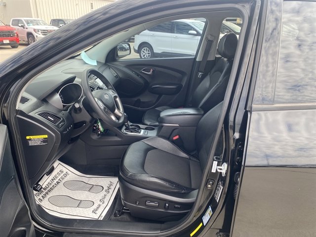 Used 2015 Hyundai Tucson GLS w/ Option Group 02 AWD/4WD image 17