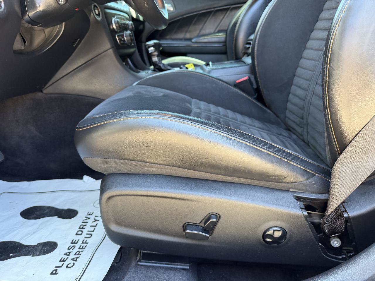 Used 2018 Dodge Charger R/T RWD image 38