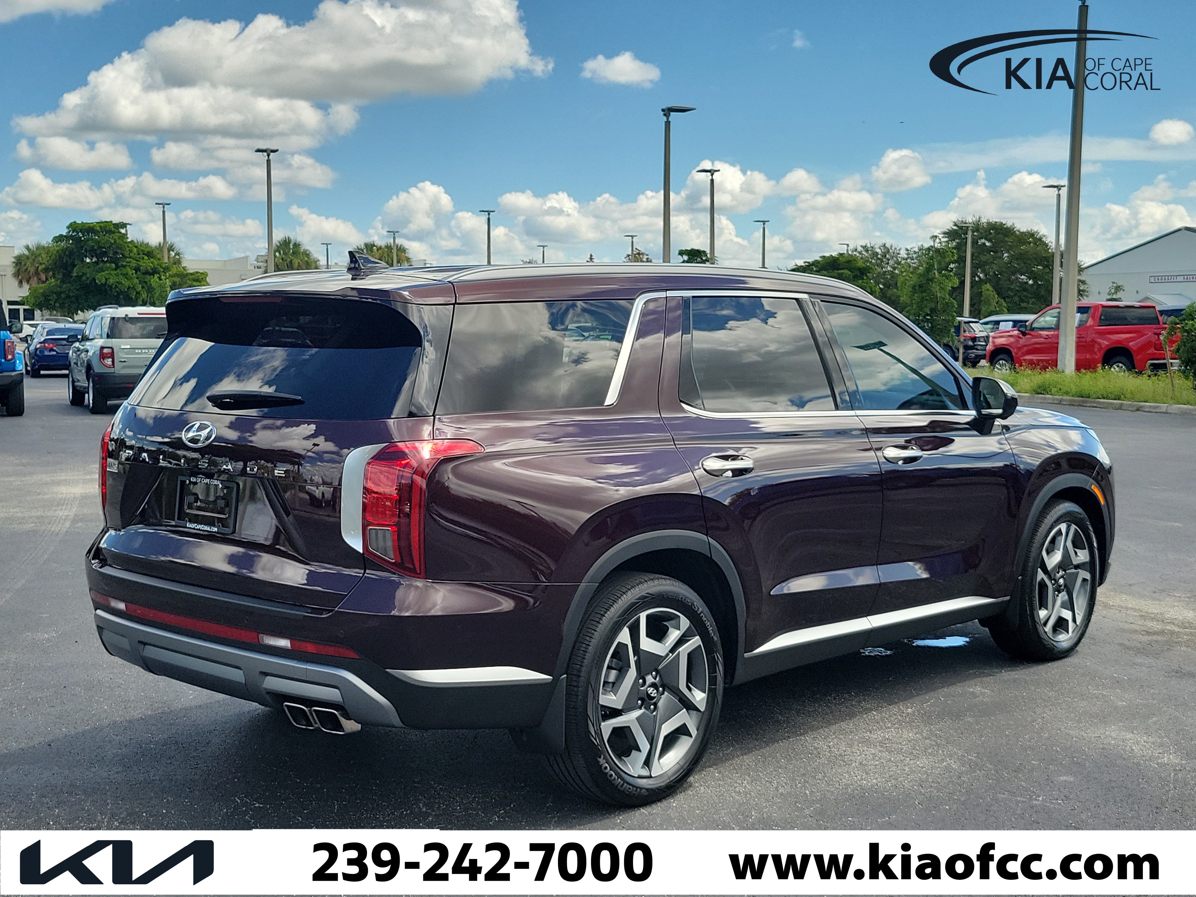 Used 2024 Hyundai Palisade SEL w/ Premium Package FWD image 6