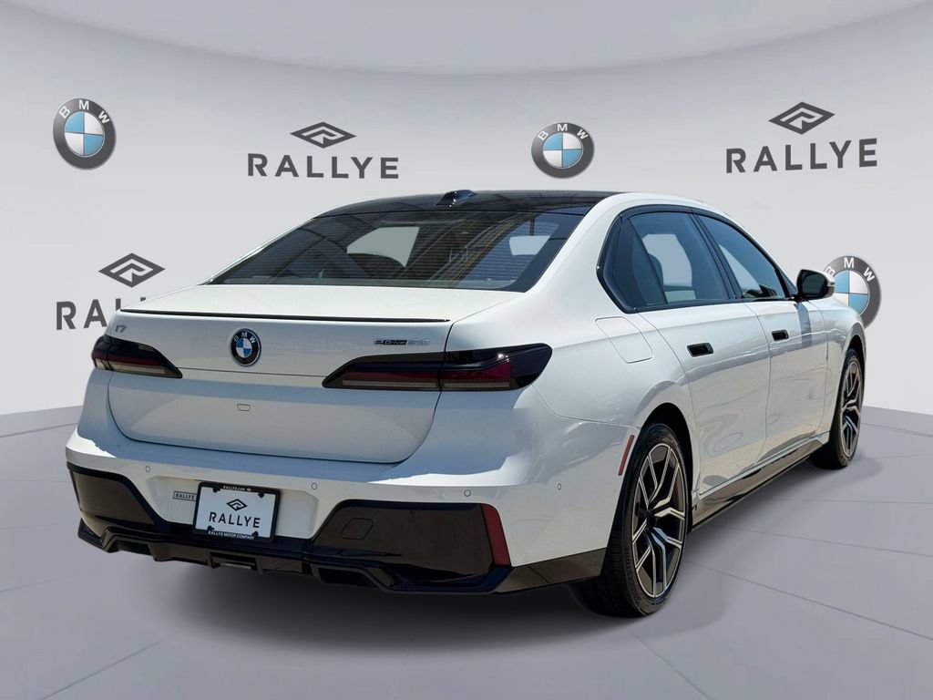 Certified 2025 BMW i7 eDrive50 w/ M Sport Package RWD image 4