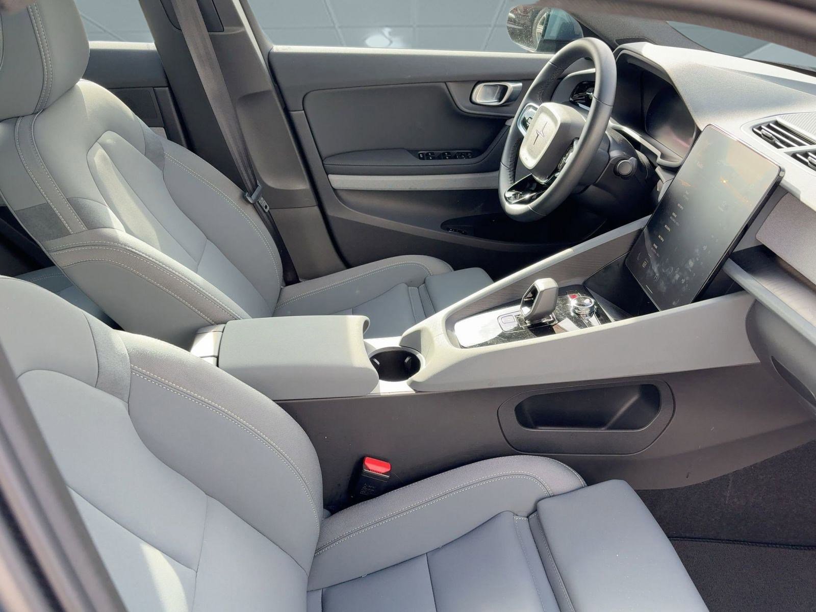 Used 2023 Polestar Polestar 2 Long Range Dual Motor w/ Pilot Pack image 29