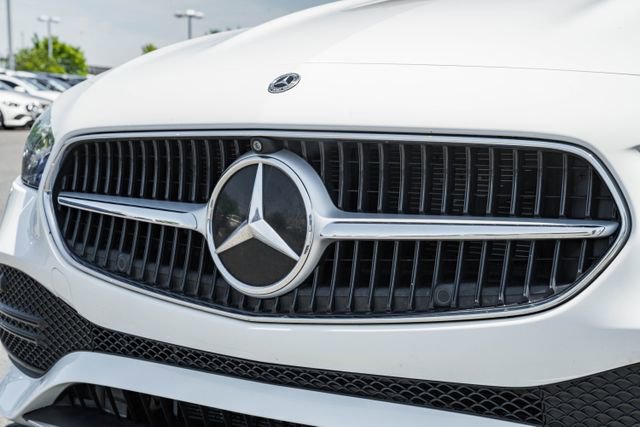 Used 2023 Mercedes-Benz C 300 4MATIC Sedan image 12