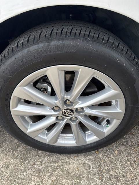 Used 2025 Toyota Corolla LE w/ LE Premium Package image 24