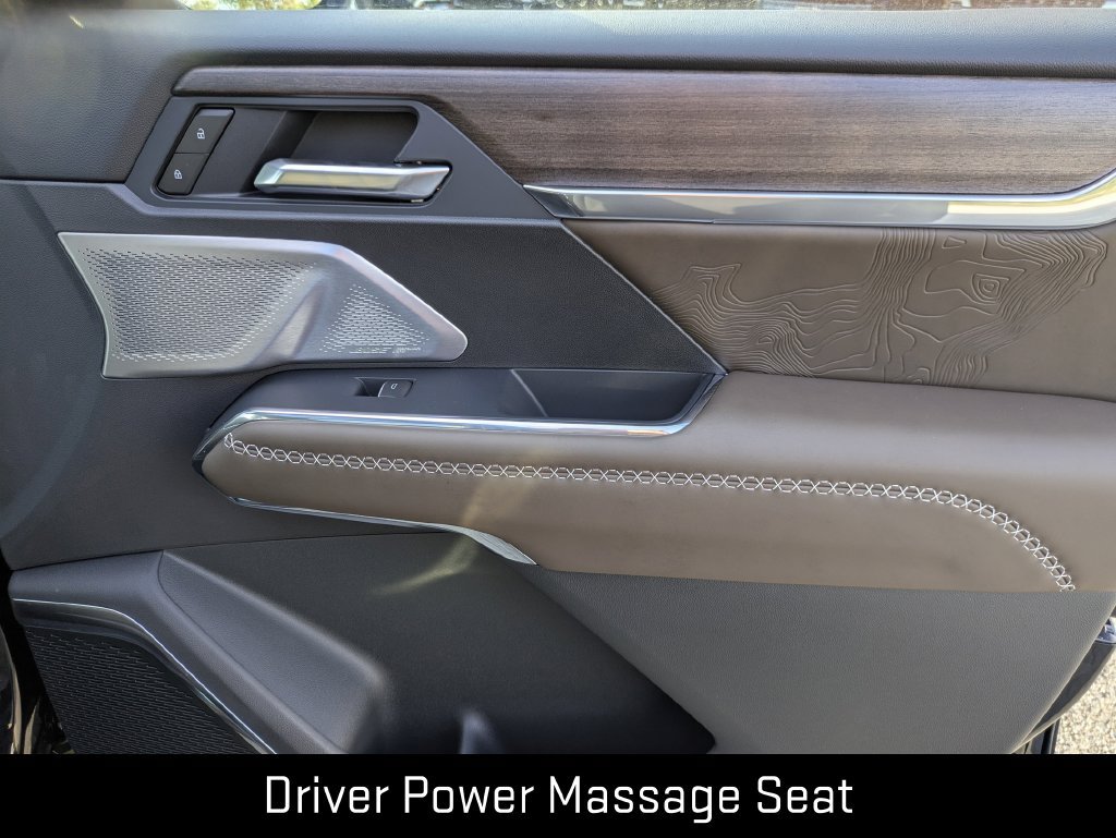New 2027 GMC Acadia Denali Ultimate w/ LPO, Floor Liner Package FWD image 34