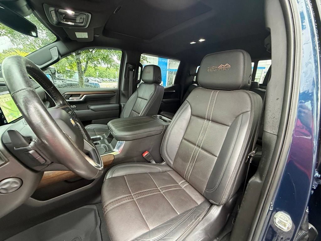 Used 2023 Chevrolet Silverado 1500 High Country w/ High Country Premium Package AWD/4WD image 24