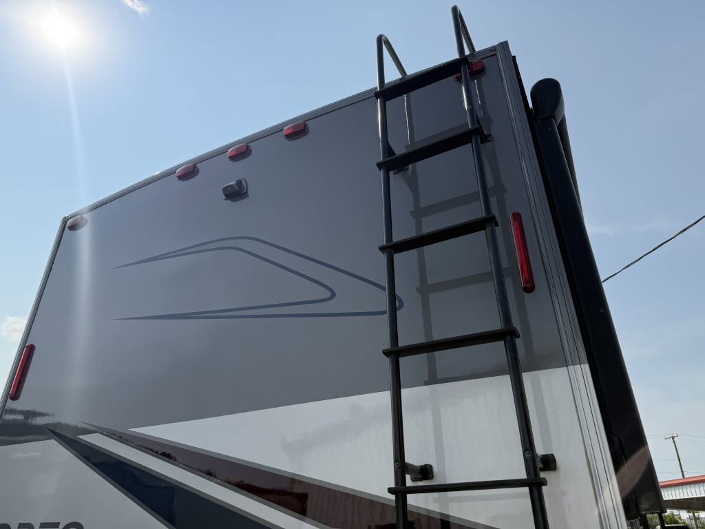 Used 2019 Mercedes-Benz Sprinter 170 image 15