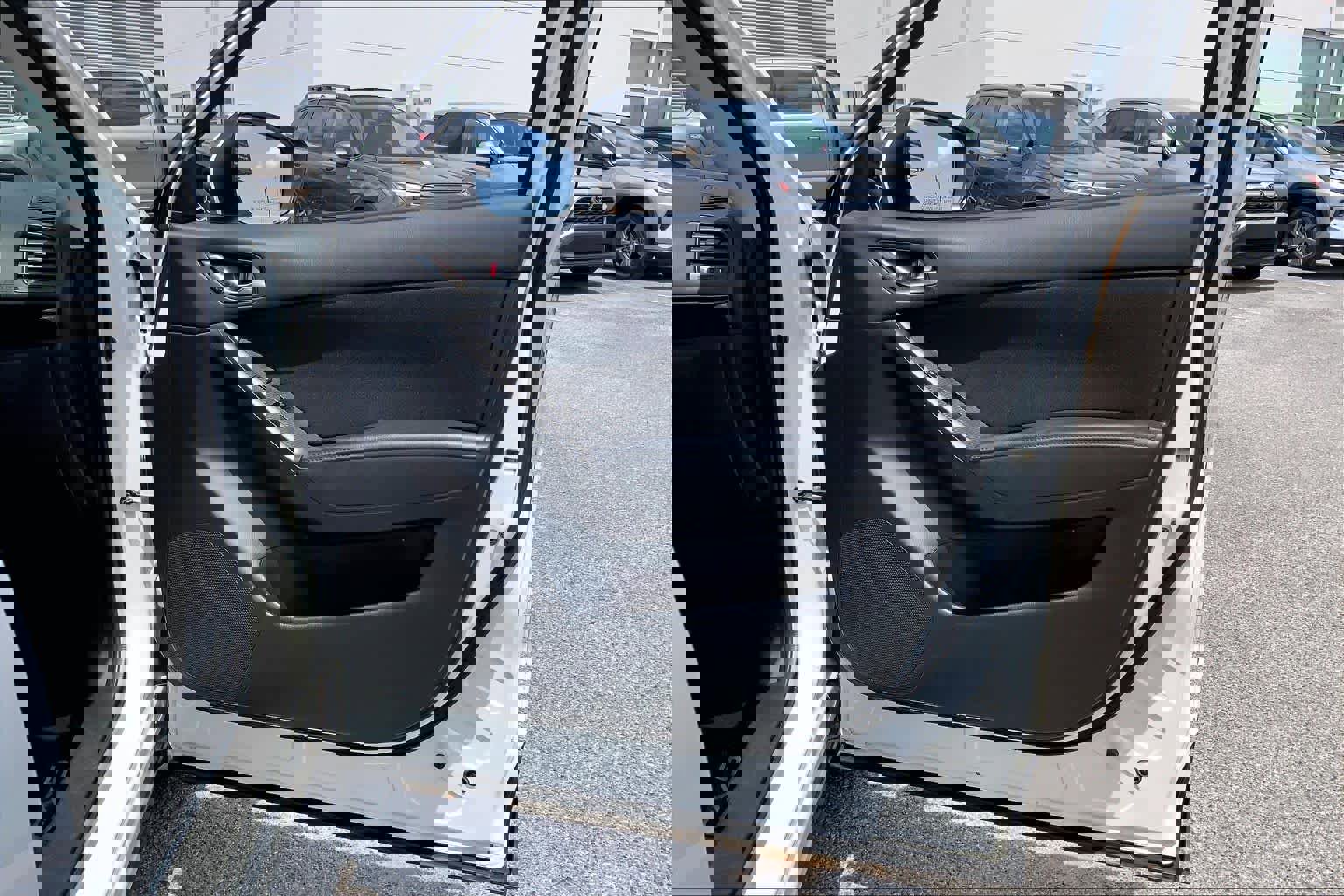 Used 2016 MAZDA CX-5 Sport w/ Rear Camera Package image 21