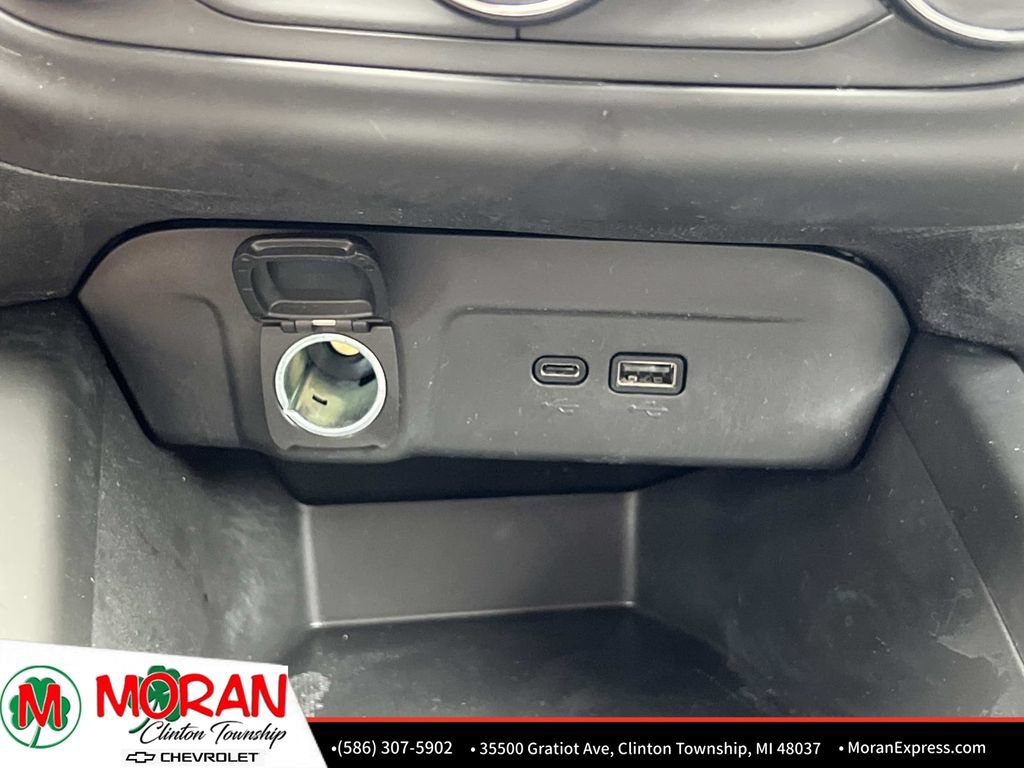 Certified 2025 Chevrolet Trax RS w/ Driver Confidence Package FWD image 23