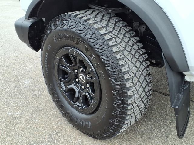 Used 2023 Ford Bronco Wildtrak image 5