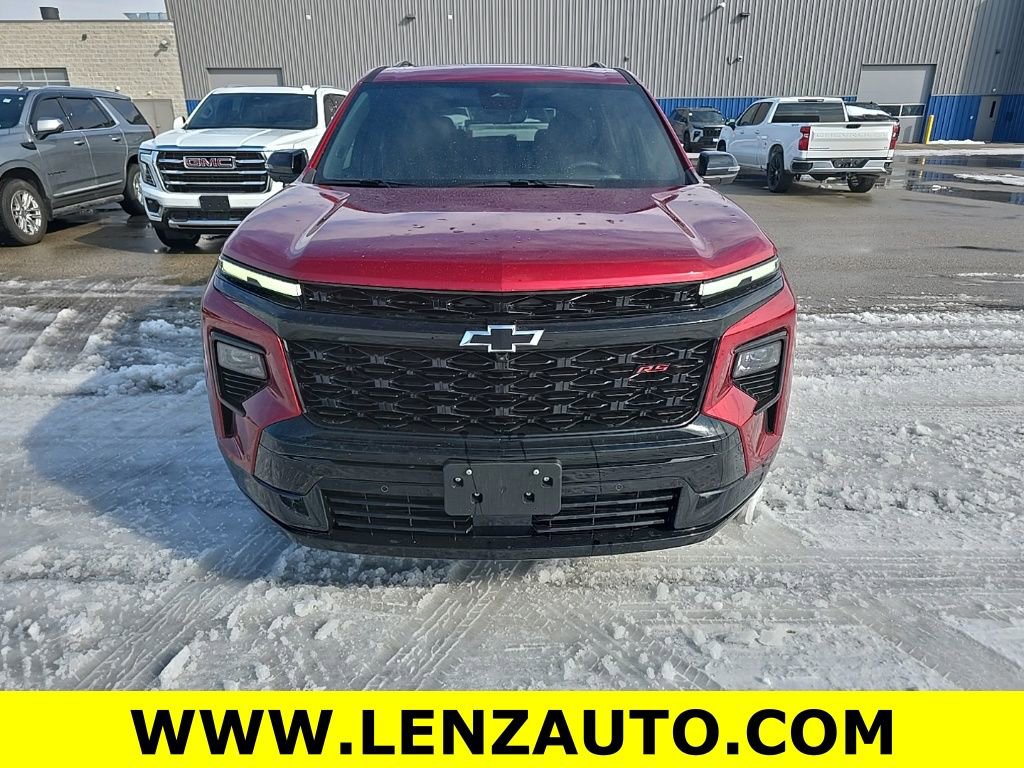 Used 2025 Chevrolet Traverse RS w/ LPO, Floor Liner Package image 2