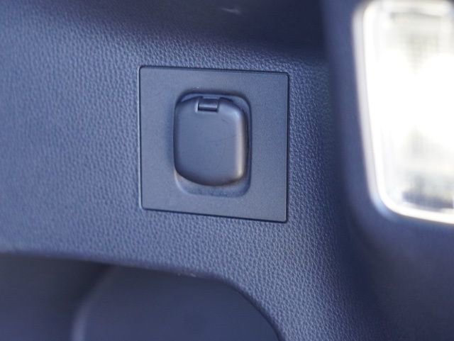 Used 2025 Toyota 4Runner SR5 image 44