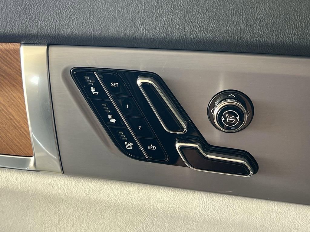 New 2026 Cadillac Vistiq Luxury image 23