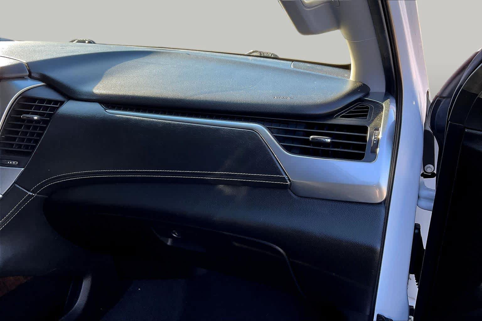Used 2019 Chevrolet Tahoe LS RWD image 18