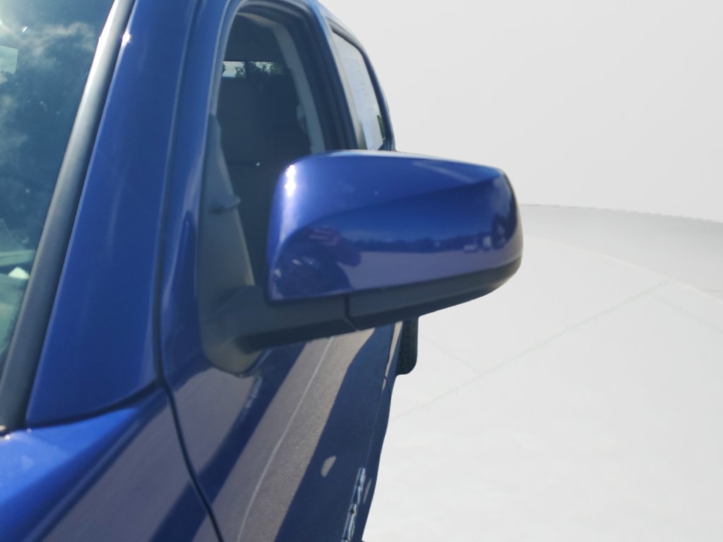 Used 2023 Toyota Tacoma SR5 AWD/4WD image 25