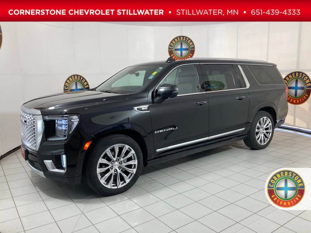 Used 2024 GMC Yukon XL Denali w/ Denali Reserve Package AWD/4WD image 1