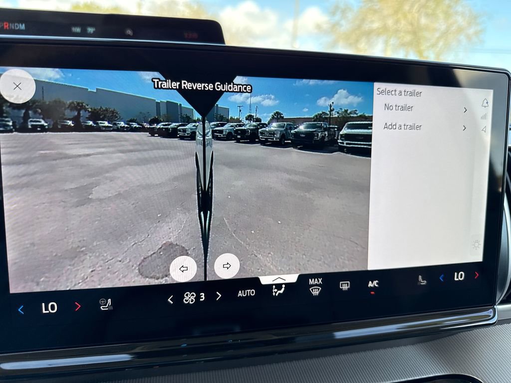 New 2026 Ford Expedition Active image 26