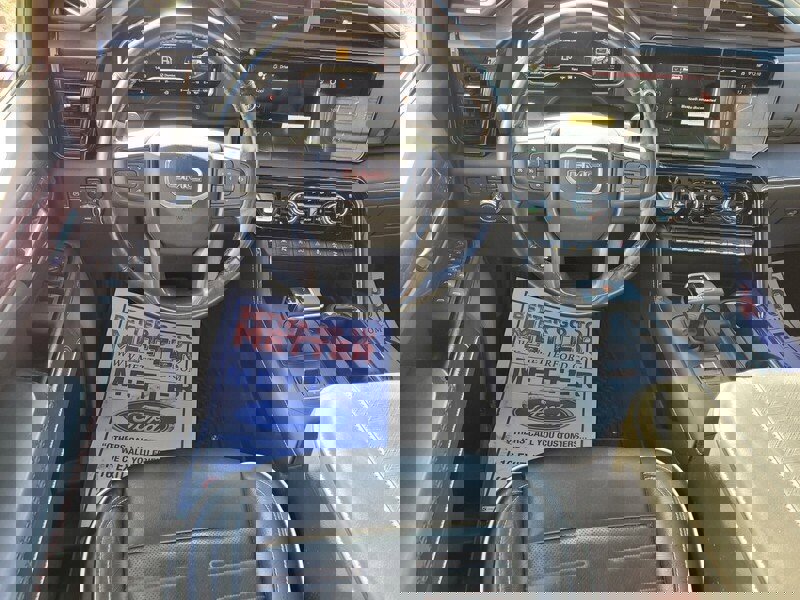 Used 2024 GMC Sierra 1500 AT4X image 7