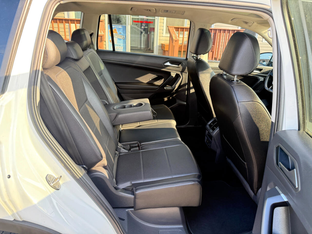 Used 2019 Volkswagen Tiguan SE w/ Panoramic Sunroof Package image 41