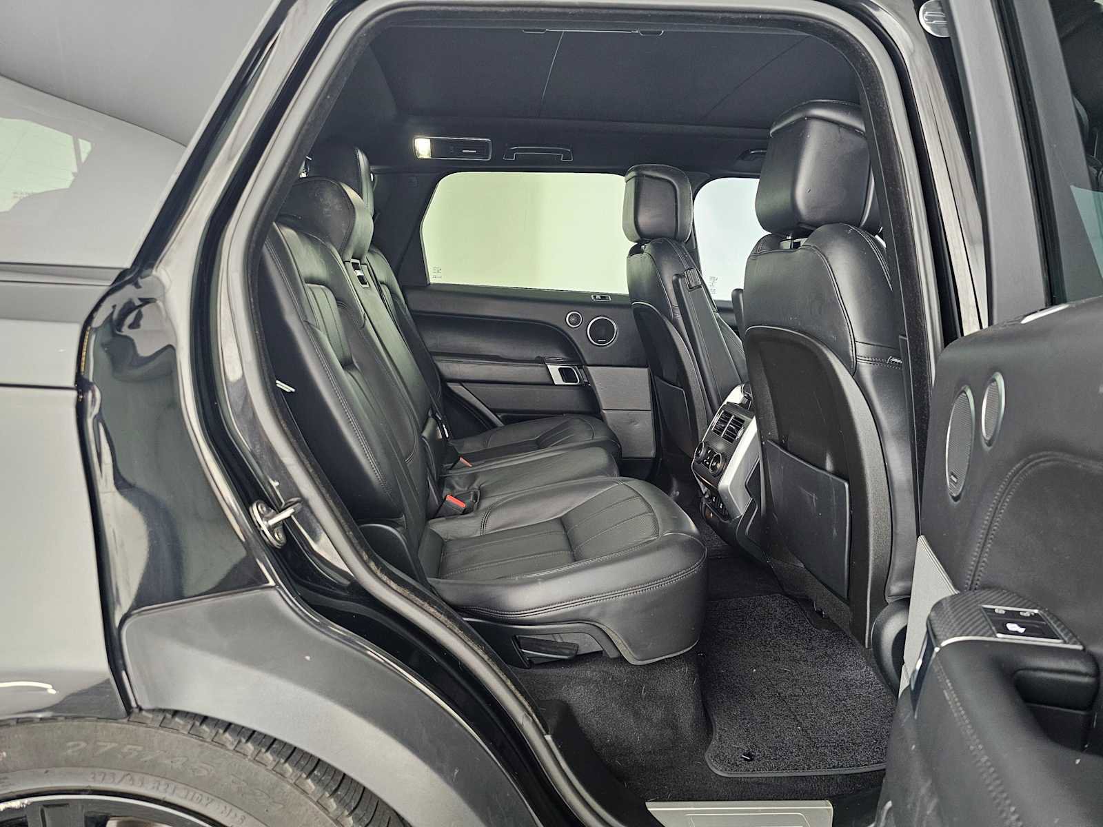 Used 2019 Land Rover Range Rover Sport Supercharged image 12