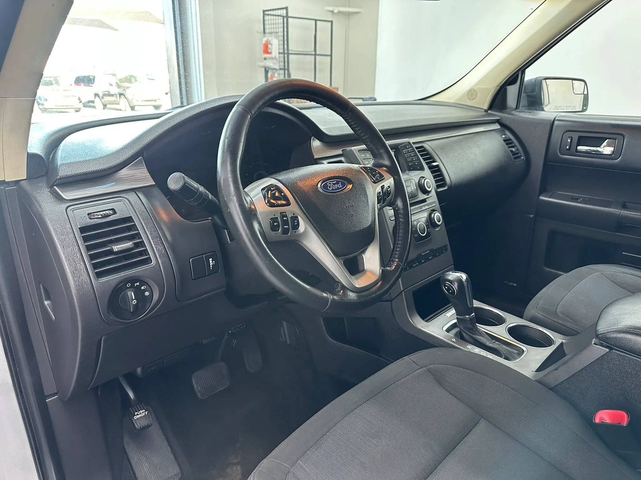 Used 2014 Ford Flex SE FWD image 13