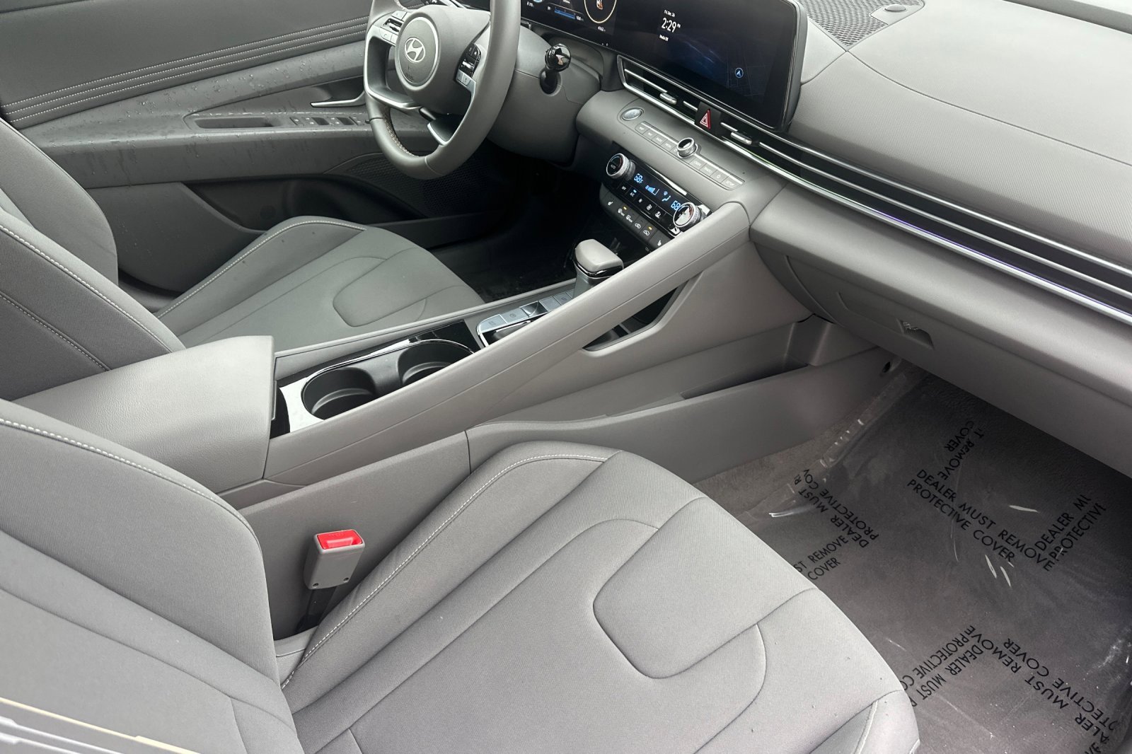 Used 2024 Hyundai Elantra SEL w/ Convenience Package image 15