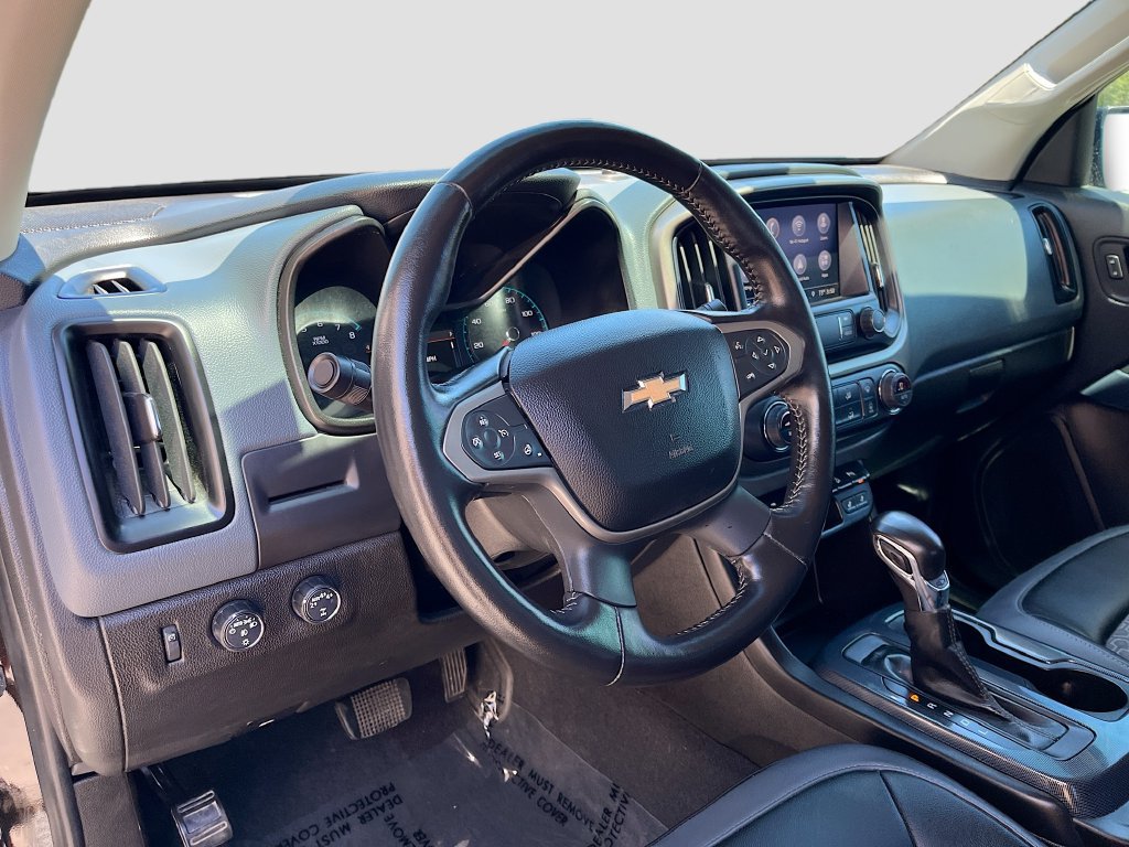 Used 2022 Chevrolet Colorado Z71 AWD/4WD image 9