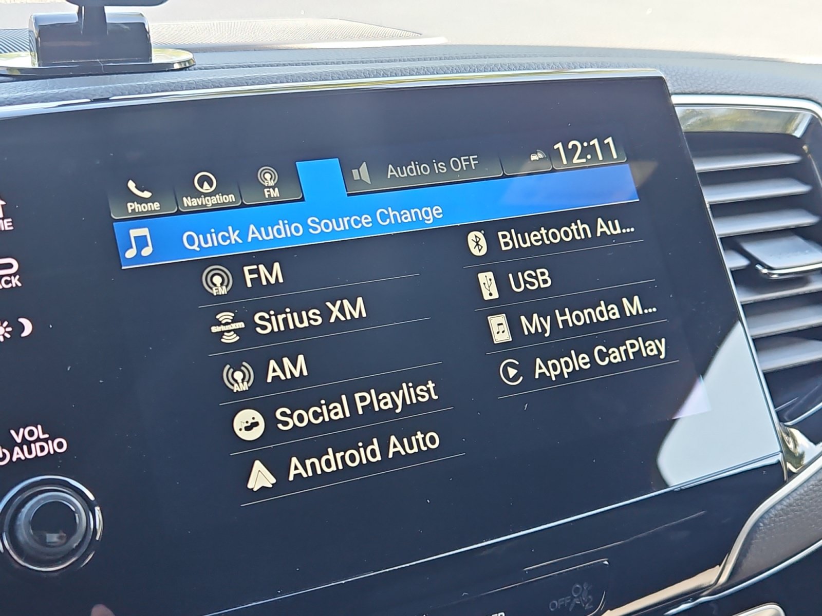 Used 2024 Honda Passport Black Edition image 22