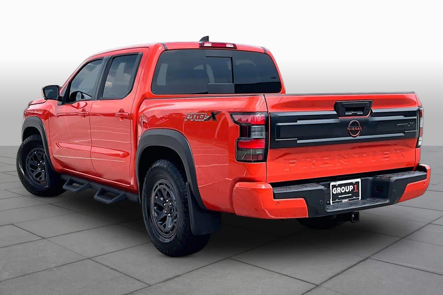 Used 2025 Nissan Frontier Pro-X w/ Pro Convenience Package RWD image 12