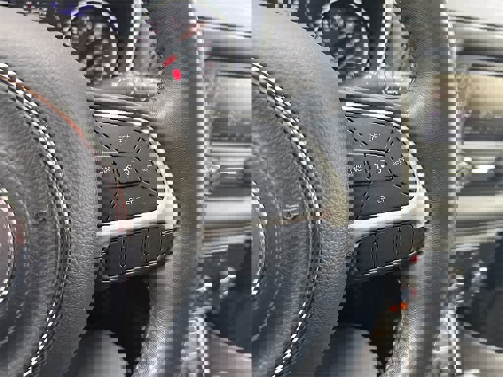 Used 2018 Jeep Compass Sport w/ Cold Weather Group image 10